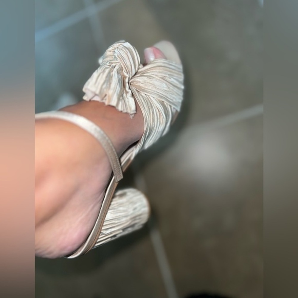 Beige Heels - Picture 2 of 6